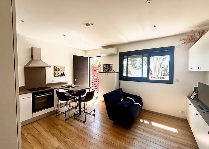 Casamea - Vue Mer, Terrasse, 5 Min Plage, Clim * Ajaccio (Corsica)